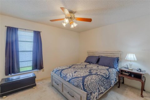 Casa en venta en Tampa, Florida, 3 dormitorios, 218.32 m2 № 1914703 - foto 12