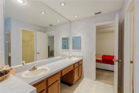 Casa en venta en Tampa, Florida, 3 dormitorios, 218.32 m2 № 1914703 - foto 16