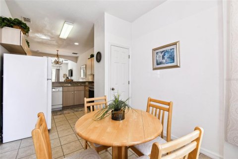 Adosado en venta en Kissimmee, Florida, 3 dormitorios, 136.38 m2 № 1687648 - foto 15