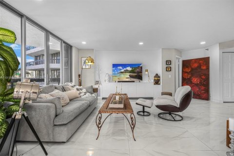 Condo in Aventura, Florida, 2 bedrooms  № 1972000 - photo 4