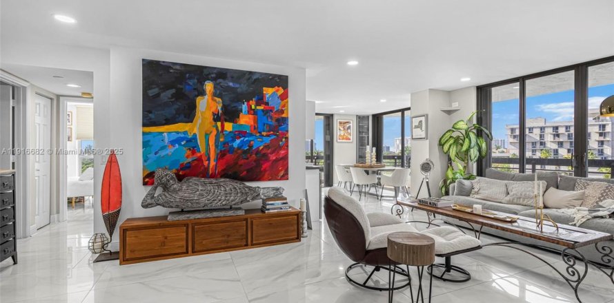 Condo in Aventura, Florida, 2 bedrooms  № 1972000