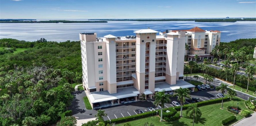 Condo in Palmetto, Florida, 3 bedrooms № 2304500