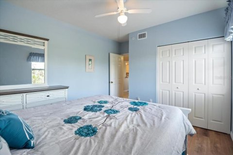Condo in Palmetto, Florida, 3 bedrooms № 2304500 - photo 6