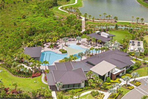 Casa en venta en Wesley Chapel, Florida, 5 dormitorios, 321.53 m2 № 1826968 - foto 4