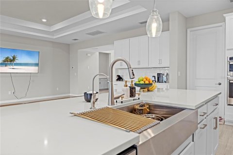 Casa en venta en Wesley Chapel, Florida, 5 dormitorios, 321.53 m2 № 1826968 - foto 22