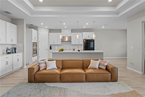 Casa en venta en Wesley Chapel, Florida, 5 dormitorios, 321.53 m2 № 1826968 - foto 12