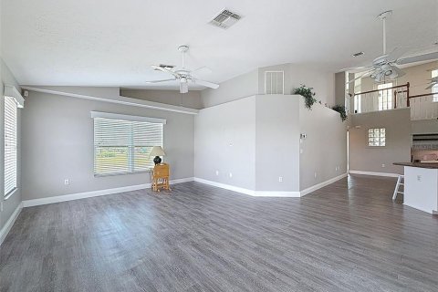 House in Hernando Beach, Florida 3 bedrooms, 205.31 sq.m. № 1808725 - photo 19