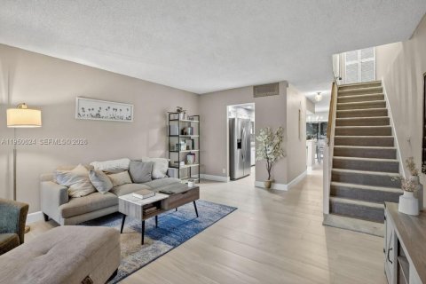 Купить кондоминиум в Форт-Лодердейл, Флорида 2 спальни, 123.56м2, № 2007710 - фото 7