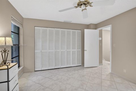 Купить кондоминиум в Форт-Лодердейл, Флорида 2 спальни, 123.56м2, № 2007710 - фото 27