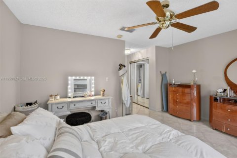 Купить кондоминиум в Форт-Лодердейл, Флорида 2 спальни, 123.56м2, № 2007710 - фото 19