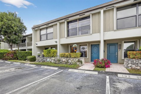 Купить кондоминиум в Форт-Лодердейл, Флорида 2 спальни, 123.56м2, № 2007710 - фото 3