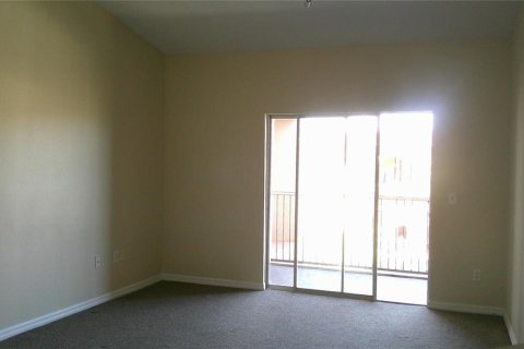 Condo in Orlando, Florida, 1 bedroom № 2149629 - photo 2