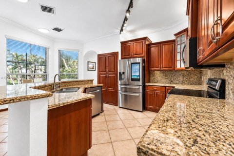 Casa en venta en Miramar, Florida, 4 dormitorios, 273.6 m2 № 2384632 - foto 8