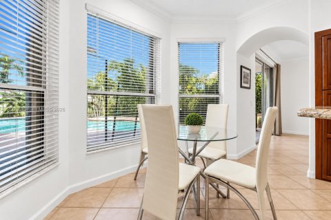 Casa en venta en Miramar, Florida, 4 dormitorios, 273.6 m2 № 2384632 - foto 11