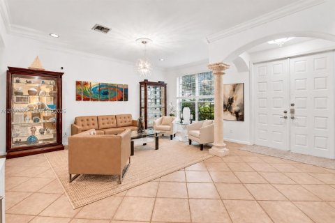 Casa en venta en Miramar, Florida, 4 dormitorios, 273.6 m2 № 2384632 - foto 4