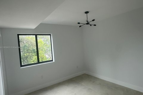 Снять в аренду квартиру в Майами, Флорида 3 спальни, № 1957267 - фото 9