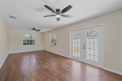 Villa ou maison à vendre à Sarasota, Floride: 3 chambres, 131.55 m2 № 1755452 - photo 17