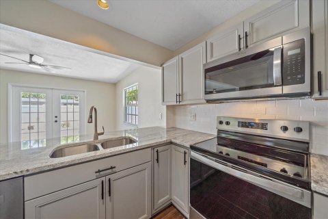 Villa ou maison à vendre à Sarasota, Floride: 3 chambres, 131.55 m2 № 1755452 - photo 12