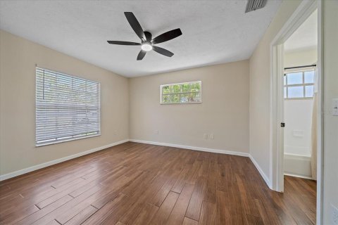 Villa ou maison à vendre à Sarasota, Floride: 3 chambres, 131.55 m2 № 1755452 - photo 19