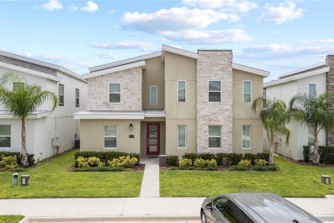Villa ou maison à vendre à Davenport, Floride: 10 chambres, 405.98 m2 № 1819175 - photo 1
