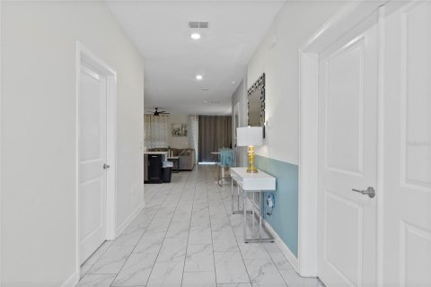 Villa ou maison à vendre à Davenport, Floride: 10 chambres, 405.98 m2 № 1819175 - photo 3