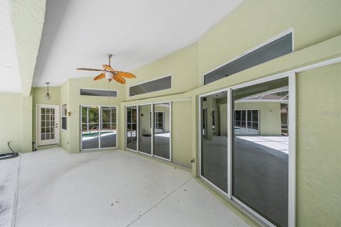 House in Englewood, Florida 3 bedrooms, 204.48 sq.m. № 2151138 - photo 4