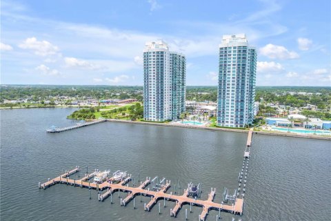 Condominio en venta en Holly Hill, Florida, 3 dormitorios, 208.01 m2 № 1837625 - foto 6