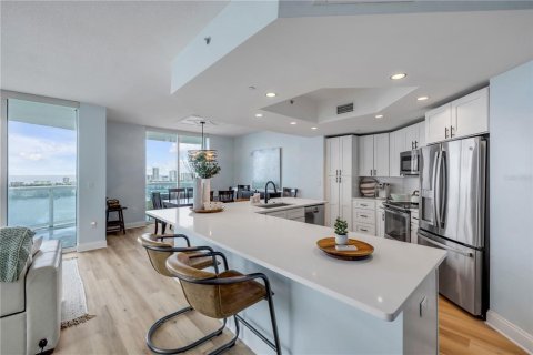 Condominio en venta en Holly Hill, Florida, 3 dormitorios, 208.01 m2 № 1837625 - foto 3