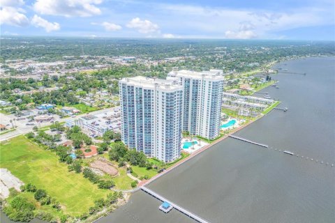 Condominio en venta en Holly Hill, Florida, 3 dormitorios, 208.01 m2 № 1837625 - foto 23