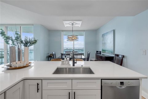 Condominio en venta en Holly Hill, Florida, 3 dormitorios, 208.01 m2 № 1837625 - foto 11