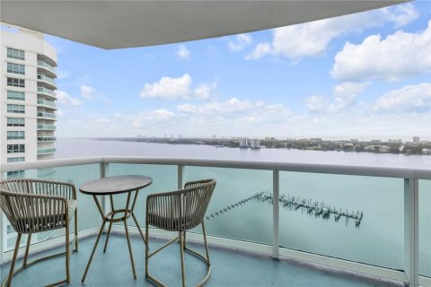 Condominio en venta en Holly Hill, Florida, 3 dormitorios, 208.01 m2 № 1837625 - foto 21