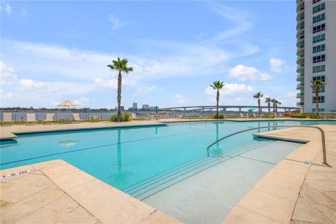 Condominio en venta en Holly Hill, Florida, 3 dormitorios, 208.01 m2 № 1837625 - foto 27