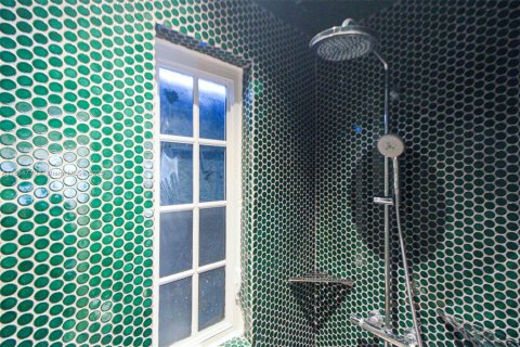 Купить кондоминиум в Майами-Бич, Флорида 1 спальня, 48.31м2, № 1933399 - фото 12