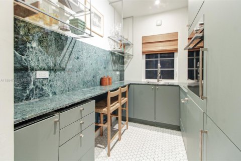 Купить кондоминиум в Майами-Бич, Флорида 1 спальня, 48.31м2, № 1933399 - фото 7