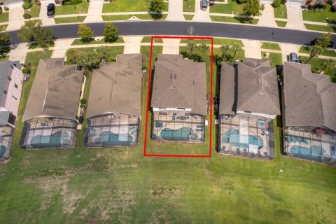 House in Kissimmee, Florida 5 bedrooms, 215.25 sq.m. № 1267328 - photo 7