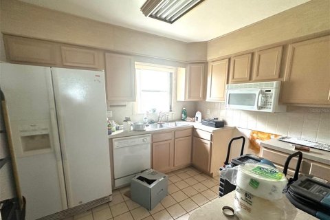House in Lakeland, Florida 2 bedrooms, 140.1 sq.m. № 1853722 - photo 4