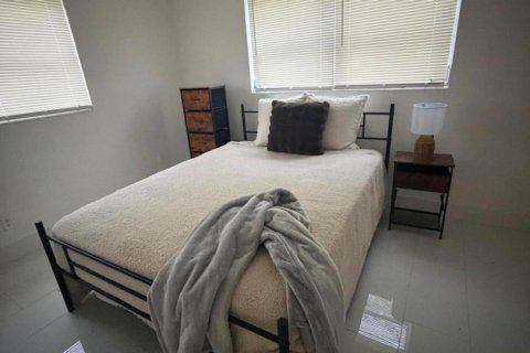 Villa ou maison à vendre à North Lauderdale, Floride: 4 chambres, 128.58 m2 № 2083423 - photo 5
