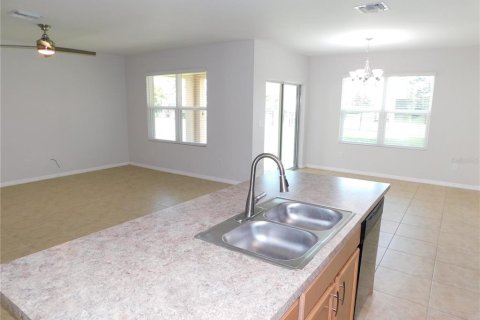 House in Punta Gorda, Florida 3 bedrooms, 155.33 sq.m. № 1906537 - photo 8