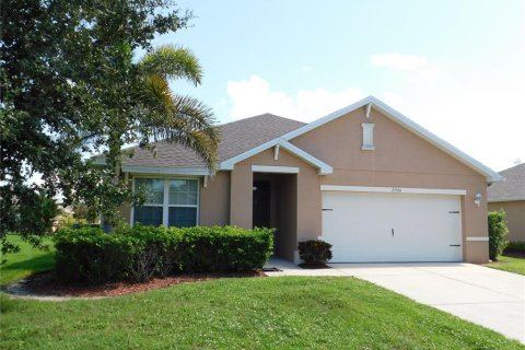 House in Punta Gorda, Florida 3 bedrooms, 155.33 sq.m. № 1906537 - photo 18