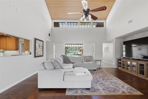Casa en venta en Wesley Chapel, Florida, 3 dormitorios, 218.88 m2 № 2093763 - foto 8