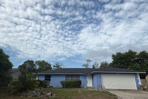 Villa ou maison à Deltona, Floride 3 chambres, 124.21 m2 № 2419201