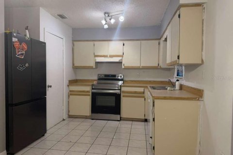 Villa ou maison à vendre à Deltona, Floride: 3 chambres, 124.21 m2 № 2419201 - photo 2
