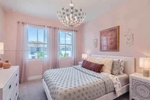 Снять в аренду таунхаус в Пемброк-Пайнс, Флорида 4 спальни, 209.96м2, № 1956088 - фото 18