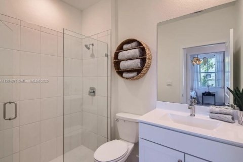 Снять в аренду таунхаус в Пемброк-Пайнс, Флорида 4 спальни, 209.96м2, № 1956088 - фото 9