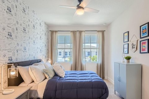 Снять в аренду таунхаус в Пемброк-Пайнс, Флорида 4 спальни, 209.96м2, № 1956088 - фото 17