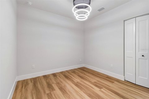 Villa ou maison à vendre à Tampa, Floride: 3 chambres, 153.75 m2 № 2196520 - photo 28