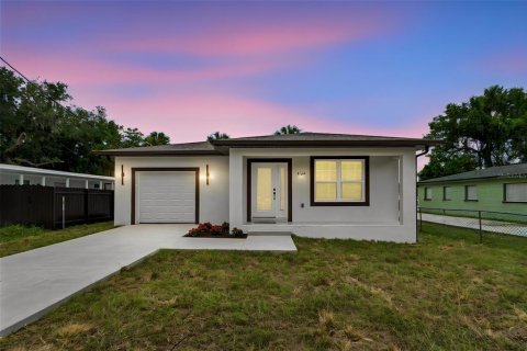 Casa en Tampa, Florida 3 dormitorios, 153.75 m2 № 2196520