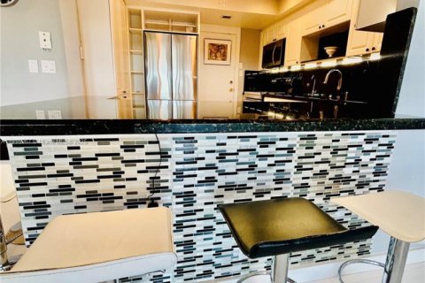 Copropriété à vendre à Hallandale Beach, Floride: 2 chambres, 106.84 m2 № 1972566 - photo 5