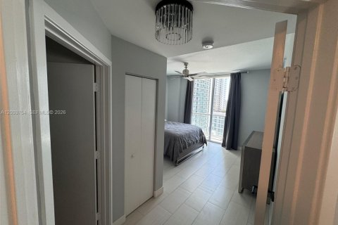 Condo in Miami, Florida, 2 bedrooms  № 2068850 - photo 8