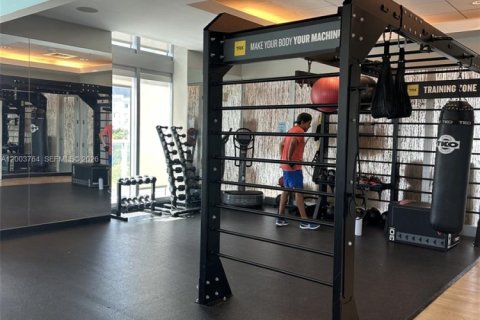 Condo in Miami, Florida, 2 bedrooms  № 2068850 - photo 20